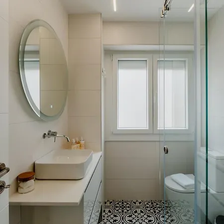 Renovated Cozy - H Apartamento