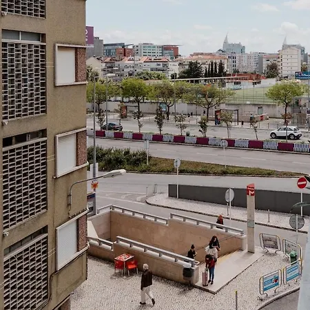 Apartman Renovated Cozy - H *